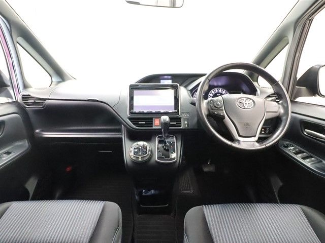 Toyota VOXY 2014-11 21854-2