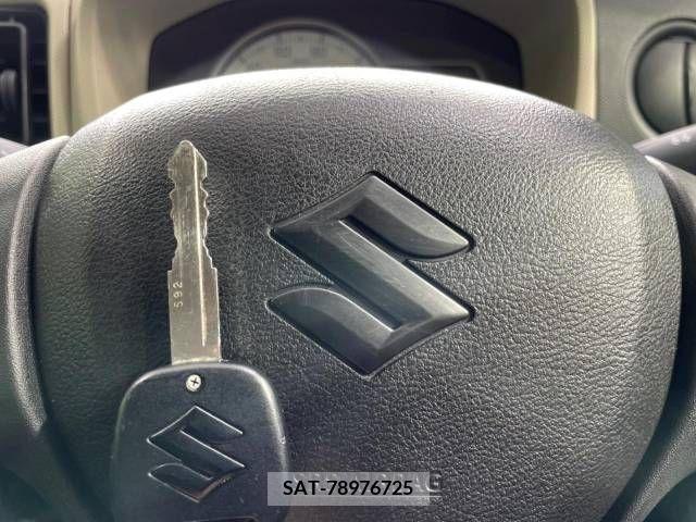Suzuki ALTO 2019-04 305110-7