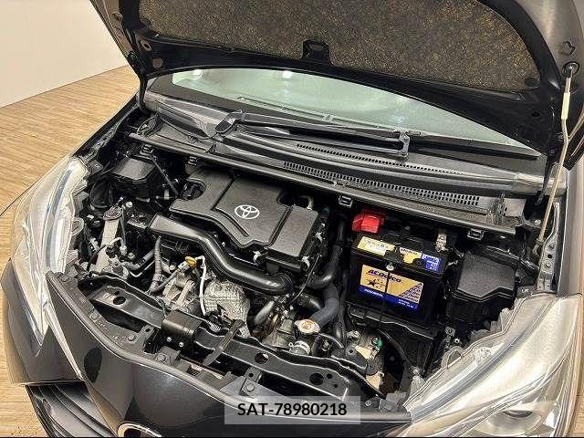 Toyota VITZ 2018-04 221509-17