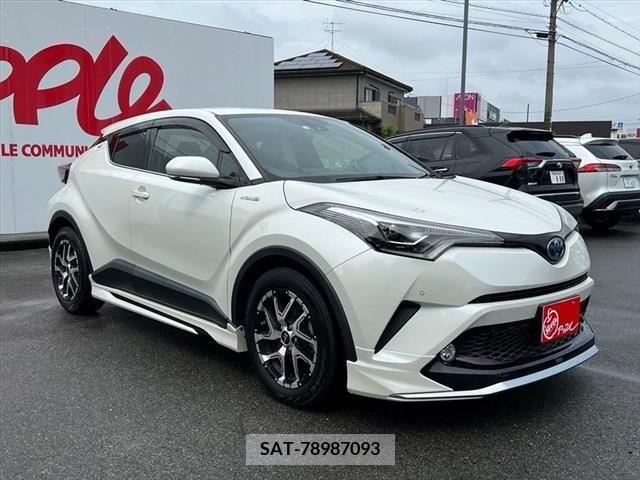 Toyota C-HR 2017-03 350559-14