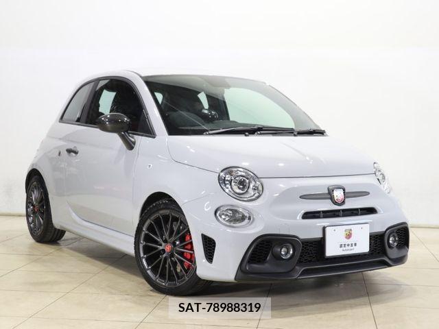 Abarth 695 2023-09 323190-3