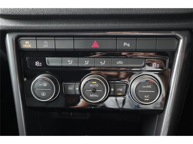 VolksWagen T-ROC 2021-03 17176-11