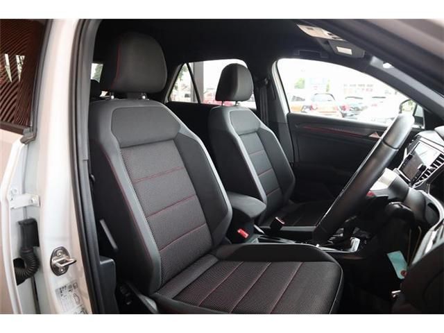 VolksWagen T-ROC 2021-03 17176-14