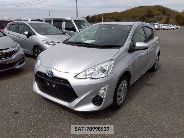 Toyota AQUA 2017-03 213282-0