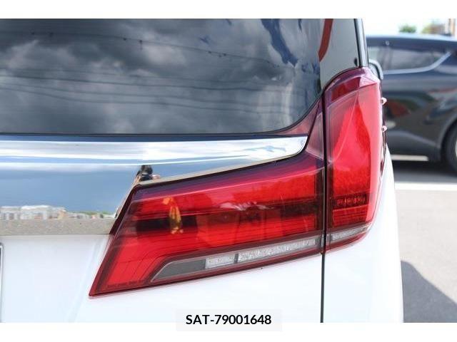 Toyota ALPHARD 2022-04 355598-11