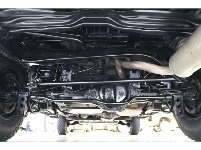 Toyota LAND CRUISER 2004-02 1887-16
