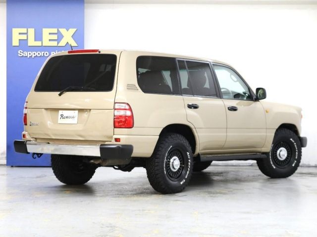 Toyota LAND CRUISER 2004-02 1887-2