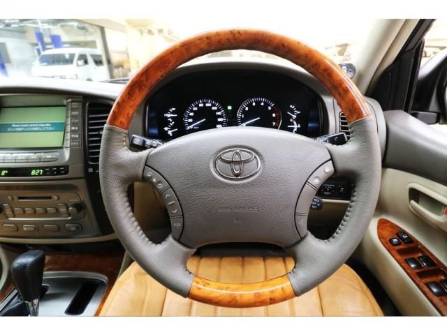 Toyota LAND CRUISER 2004-02 1887-10