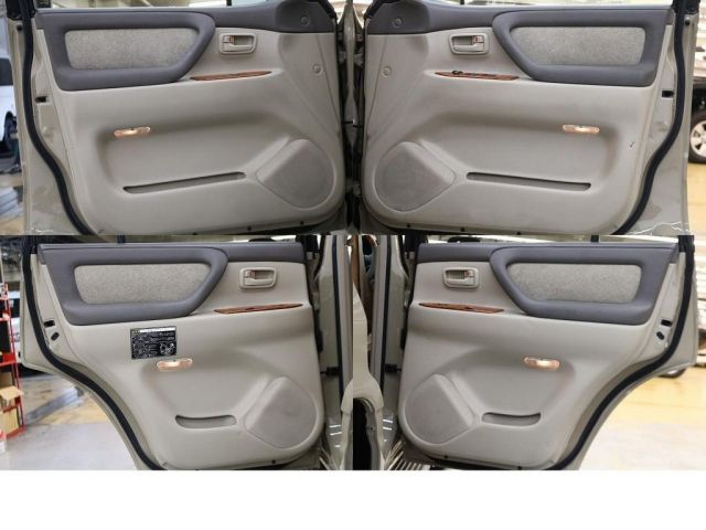 Toyota LAND CRUISER 2004-02 1887-11