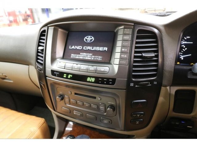 Toyota LAND CRUISER 2004-02 1887-12