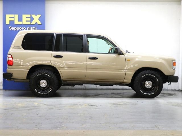 Toyota LAND CRUISER 2004-02 1887-5