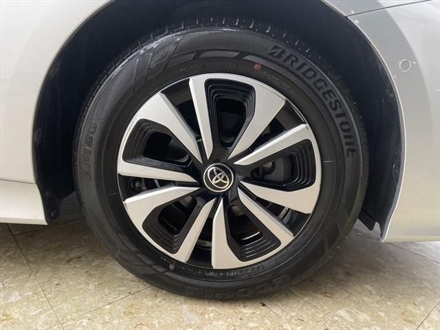 Toyota PRIUS PHV 2017-03 21449-14