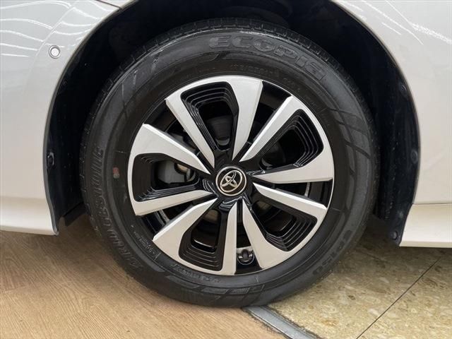 Toyota PRIUS PHV 2017-03 21449-17