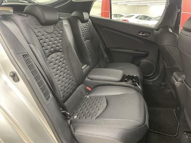 Toyota PRIUS PHV 2017-03 21449-20