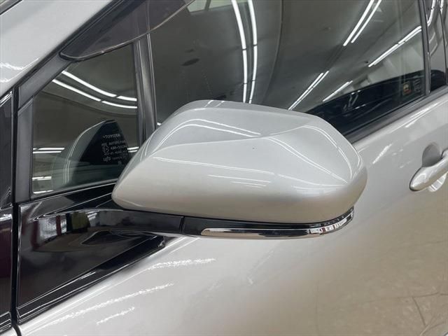 Toyota PRIUS PHV 2017-03 21449-12