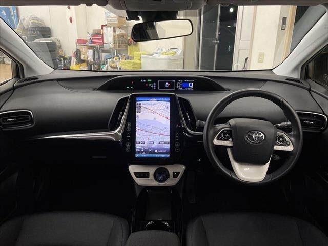 Toyota PRIUS PHV 2017-03 21449-18