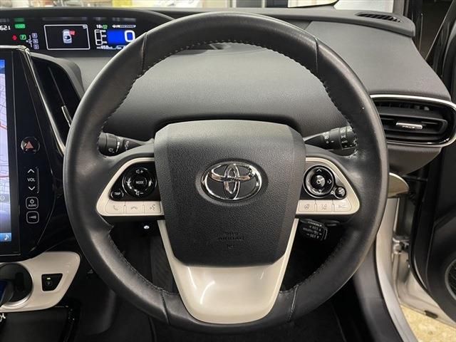 Toyota PRIUS PHV 2017-03 21449-24