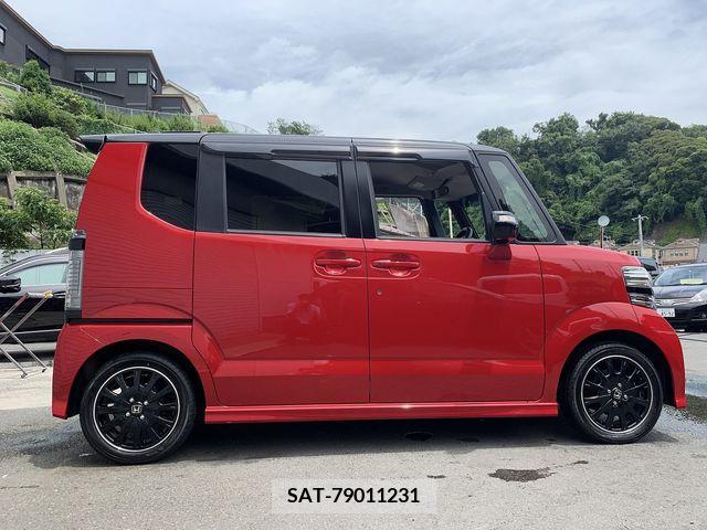 Honda N BOX CUSTOM 2016-05 328044-5