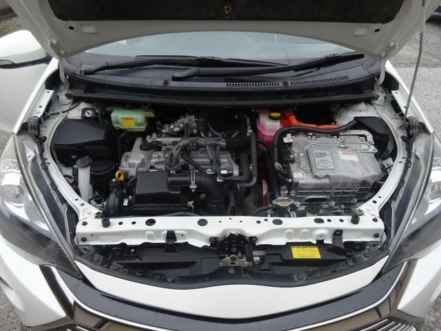 Toyota AQUA 2014-06 181965-4