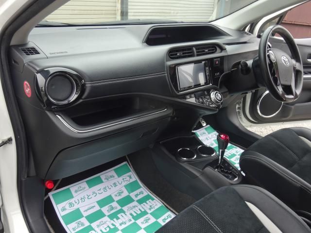 Toyota AQUA 2014-06 181965-6