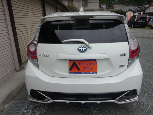 Toyota AQUA 2014-06 181965-2