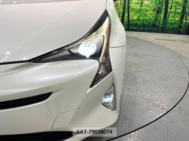 Toyota PRIUS 2015-12 340303-12