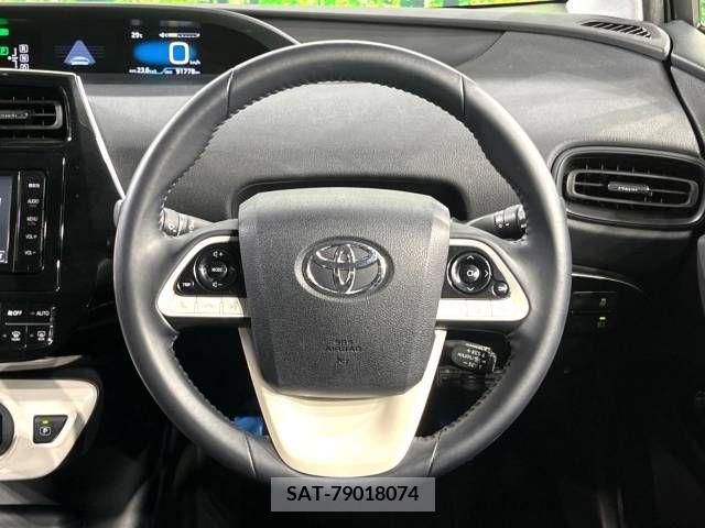 Toyota PRIUS 2015-12 340303-11
