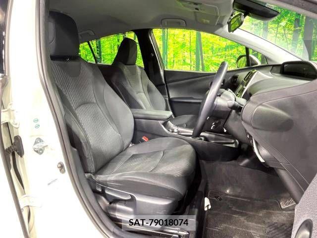 Toyota PRIUS 2015-12 340303-8