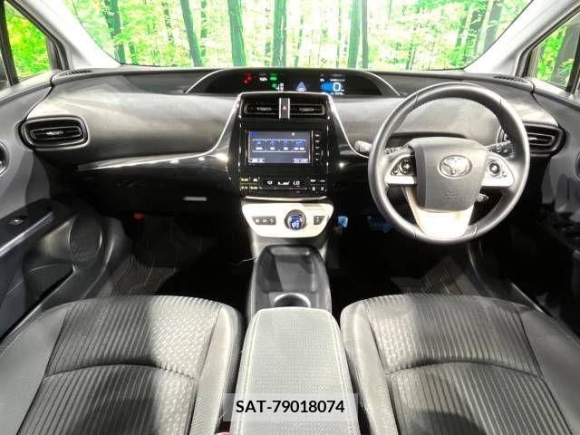 Toyota PRIUS 2015-12 340303-1