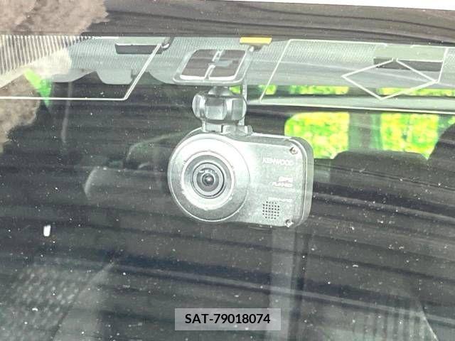 Toyota PRIUS 2015-12 340303-6