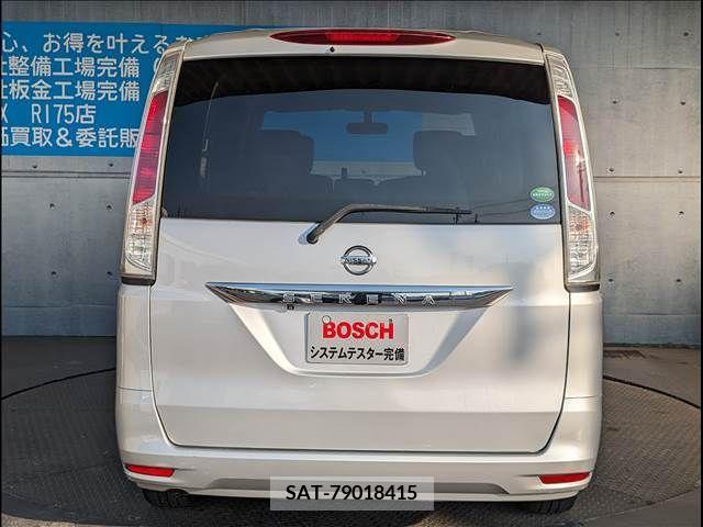 Nissan SERENA 2013-01 219246-2
