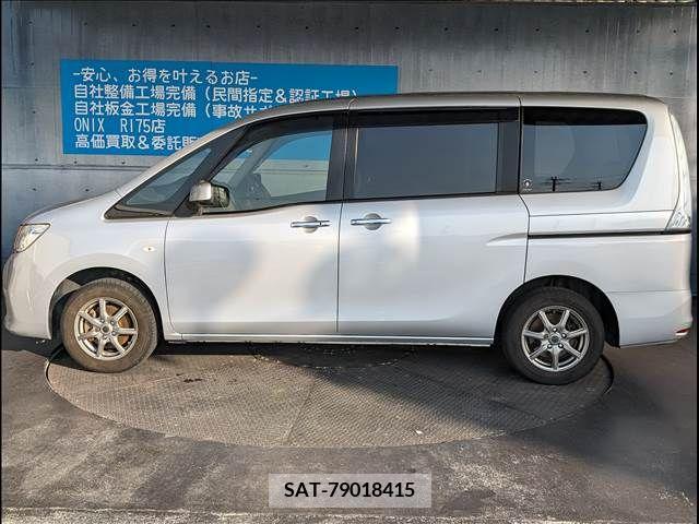 Nissan SERENA 2013-01 219246-1