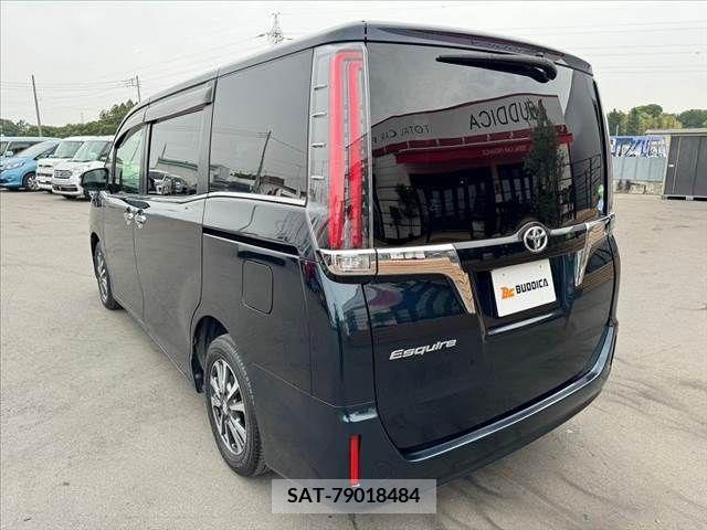 Toyota ESQUIRE 2017-11 268516-12
