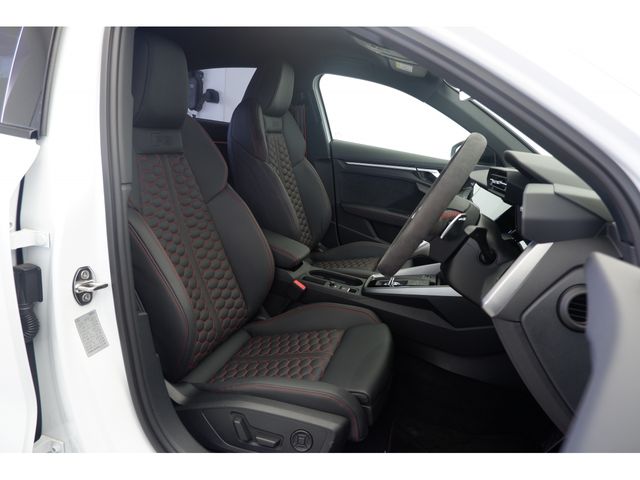 Audi S3 2022-12 185406-12