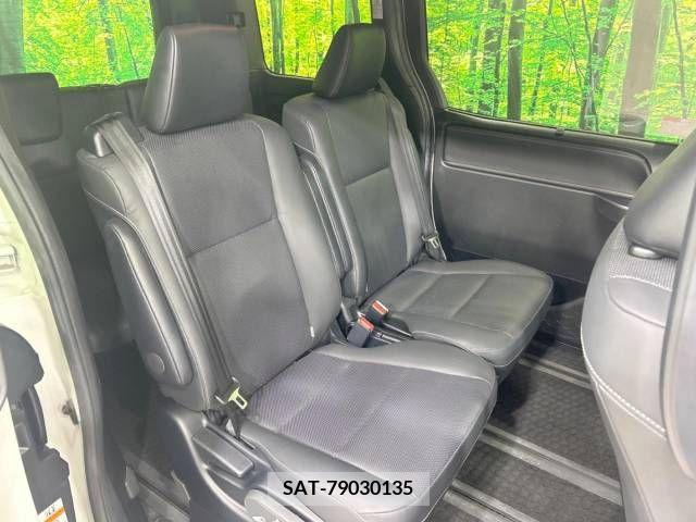 Toyota ESQUIRE 2019-07 268510-9