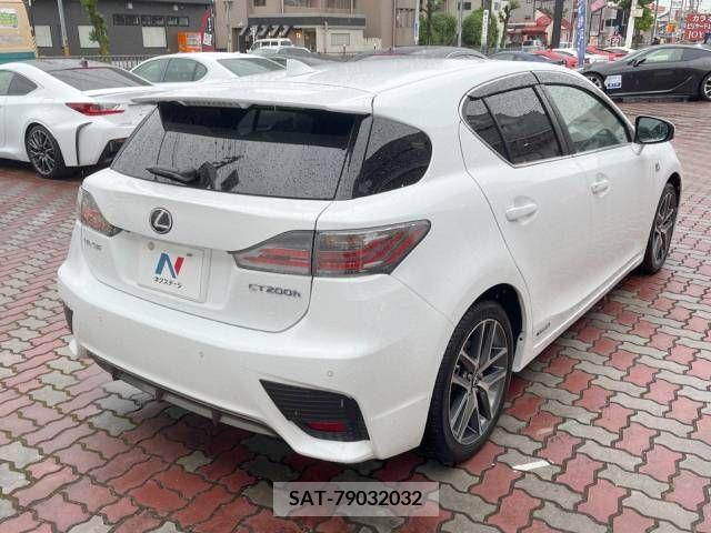 Lexus CT 2014-07 275266-17