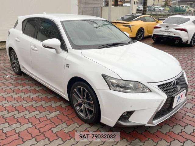 Lexus CT 2014-07 275266-16