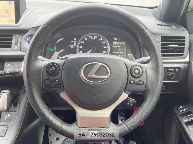 Lexus CT 2014-07 275266-11