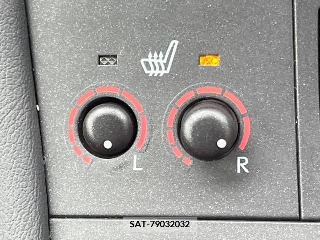 Lexus CT 2014-07 275266-6