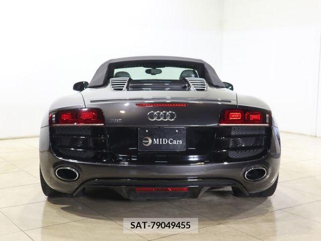 Audi R8 2012-08 373900-2