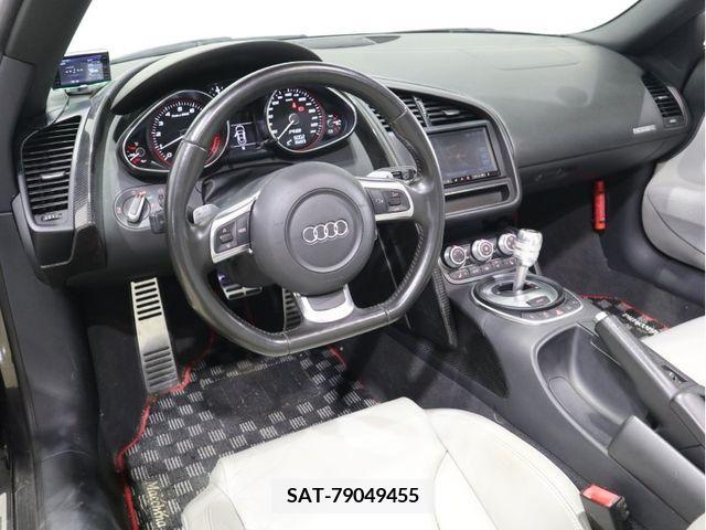 Audi R8 2012-08 373900-9