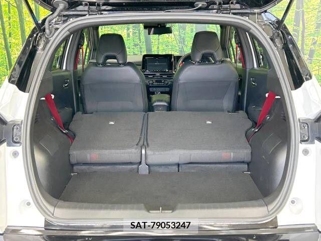 Nissan AURA 2023-03 213688-10