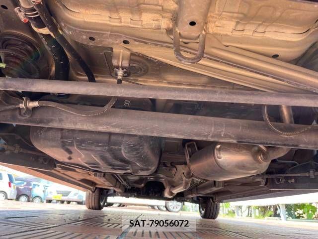 Nissan ROOX 2010-01 324217-18