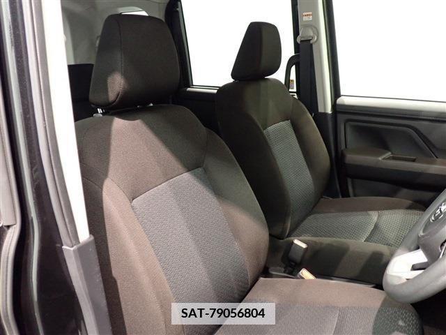 Toyota ROOMY 2021-08 335786-19