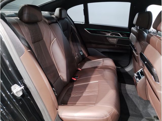 Bmw 7 SERIES 2018-11 192045-11