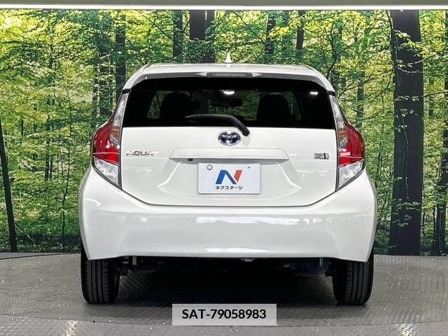 Toyota AQUA 2015-11 356225-15