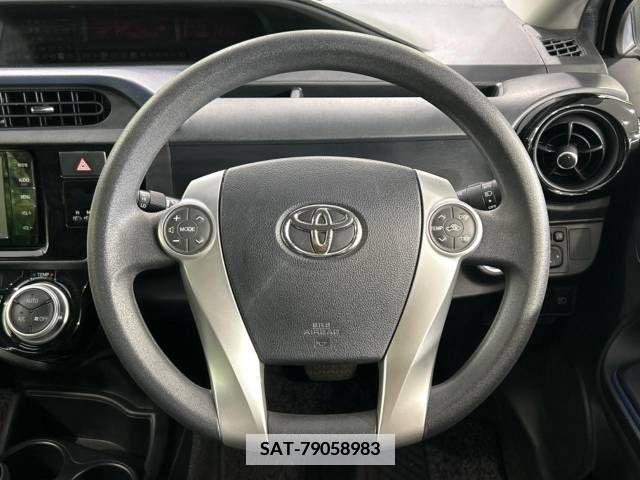 Toyota AQUA 2015-11 356225-11