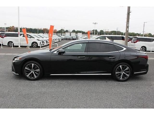Lexus LS 2020-12 185775-6