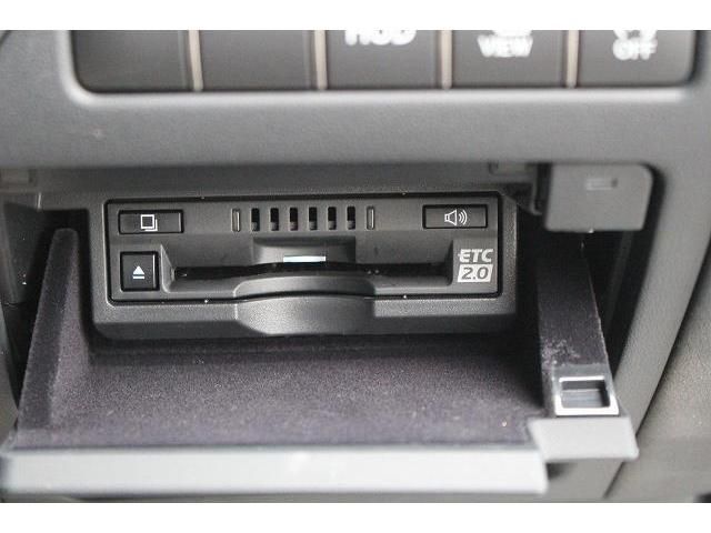 Lexus LS 2020-12 185775-4