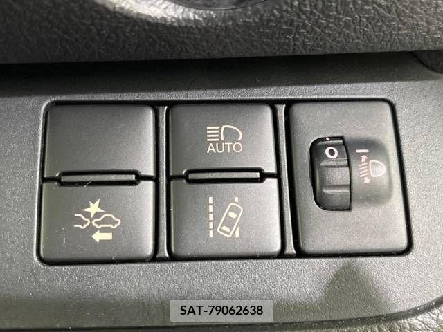 Toyota SIENTA 2016-05 314652-7
